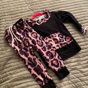 Toddler 2 piece sweat suit